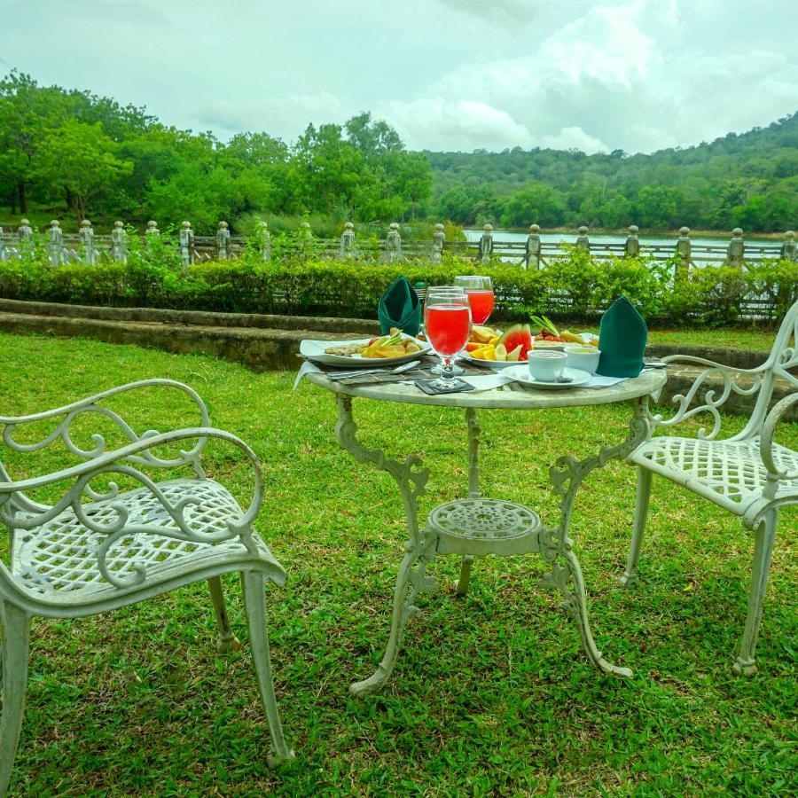 Kodigahawewa Forest Resort Tissamaharama Luaran gambar