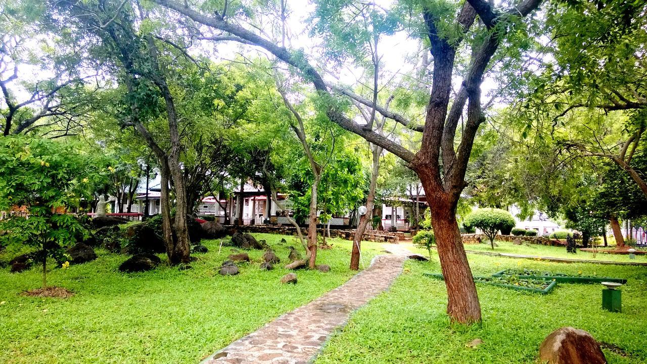 Kodigahawewa Forest Resort Tissamaharama Luaran gambar