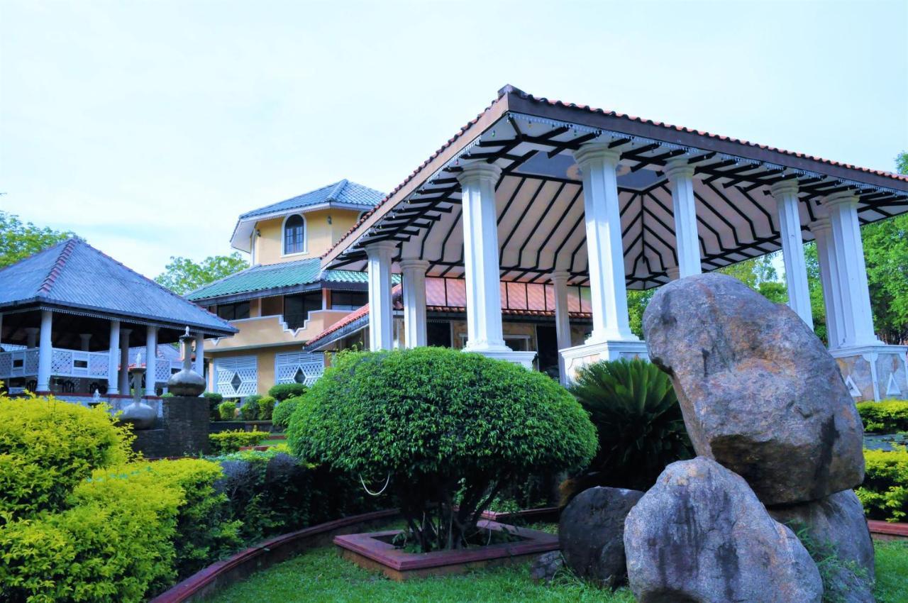 Kodigahawewa Forest Resort Tissamaharama Luaran gambar